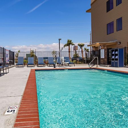 Best Western Plus Coalinga Inn Bagian luar foto