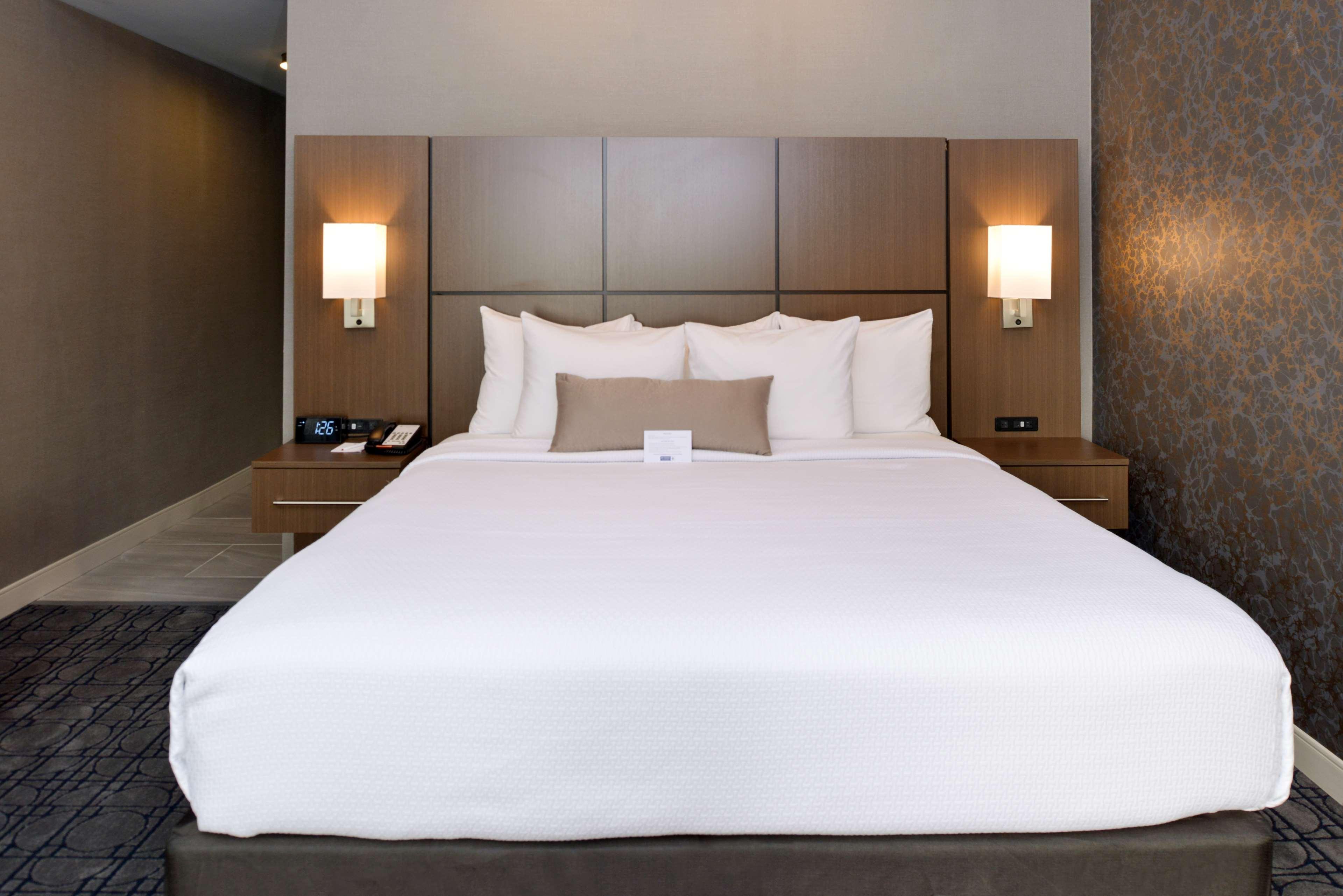 Best Western Plus Coalinga Inn Bagian luar foto