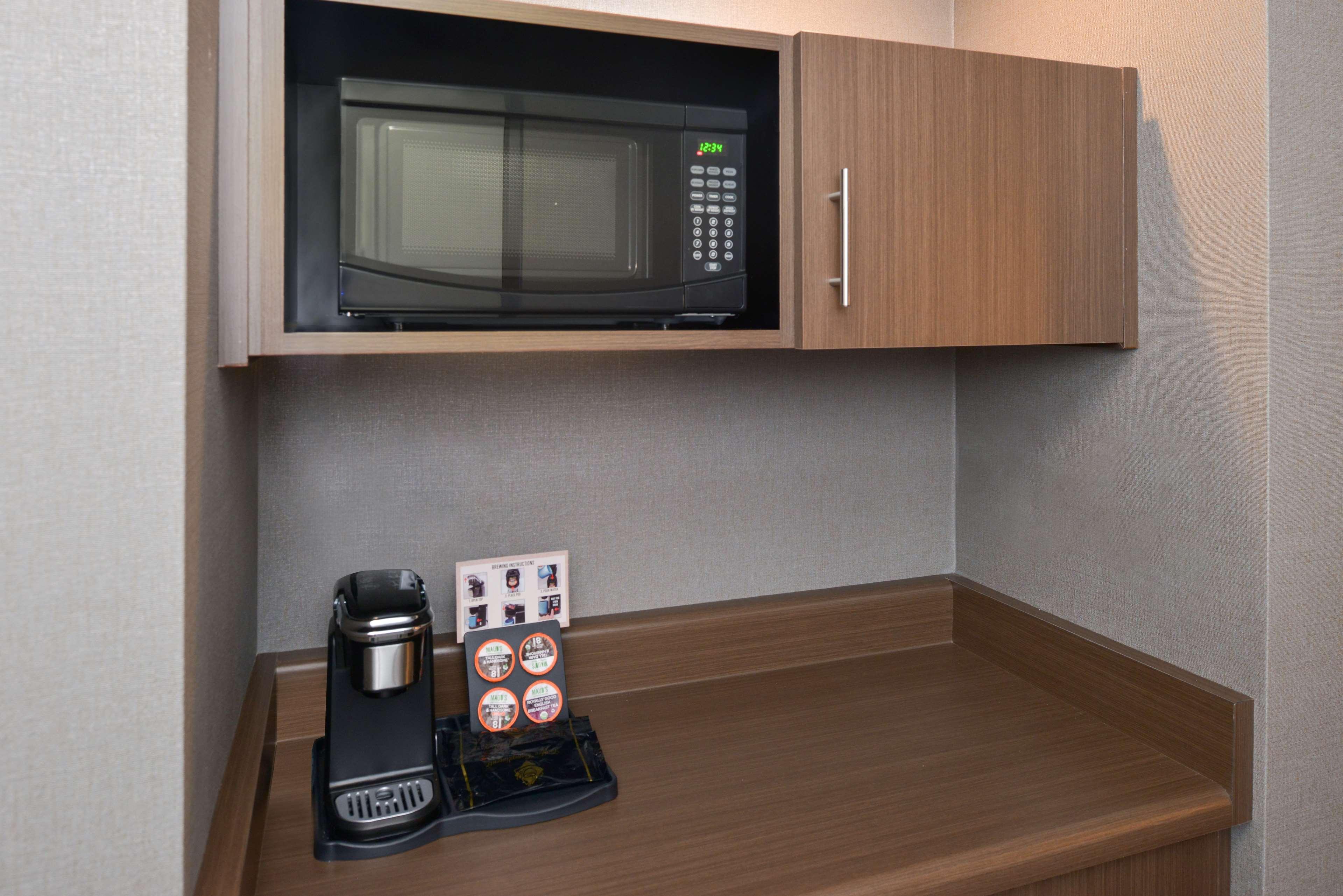 Best Western Plus Coalinga Inn Bagian luar foto