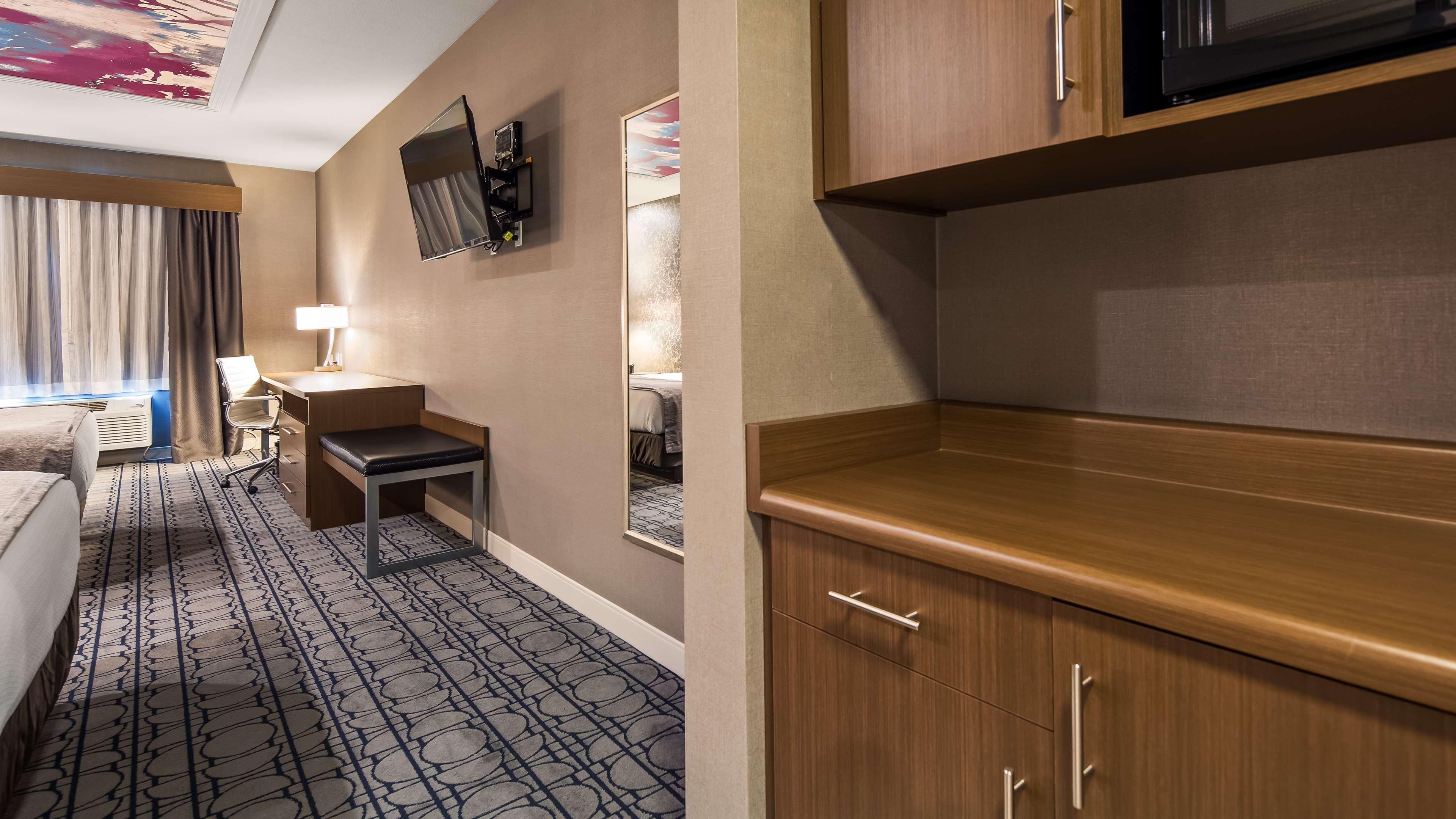 Best Western Plus Coalinga Inn Bagian luar foto