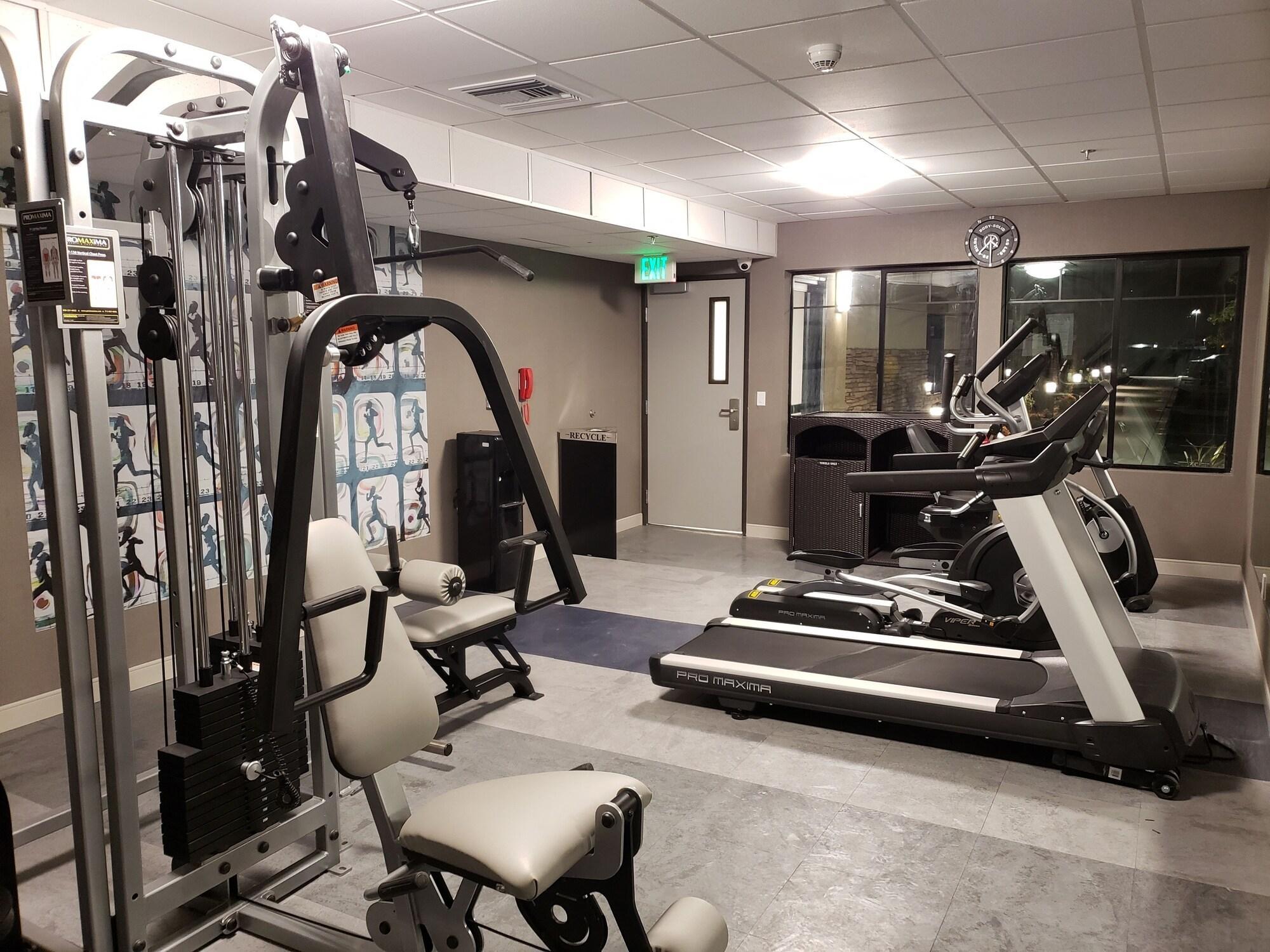 Best Western Plus Coalinga Inn Bagian luar foto