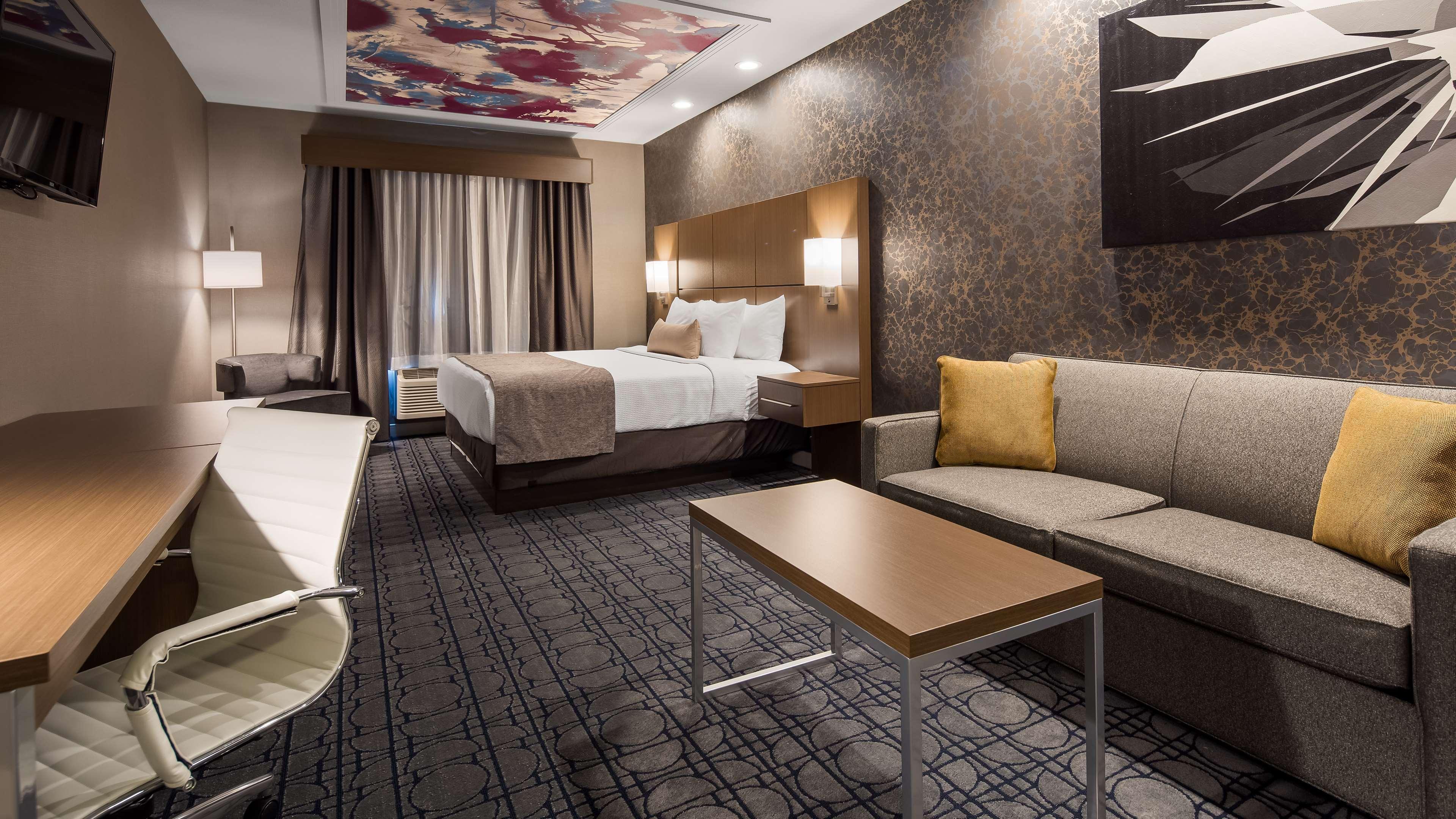 Best Western Plus Coalinga Inn Bagian luar foto